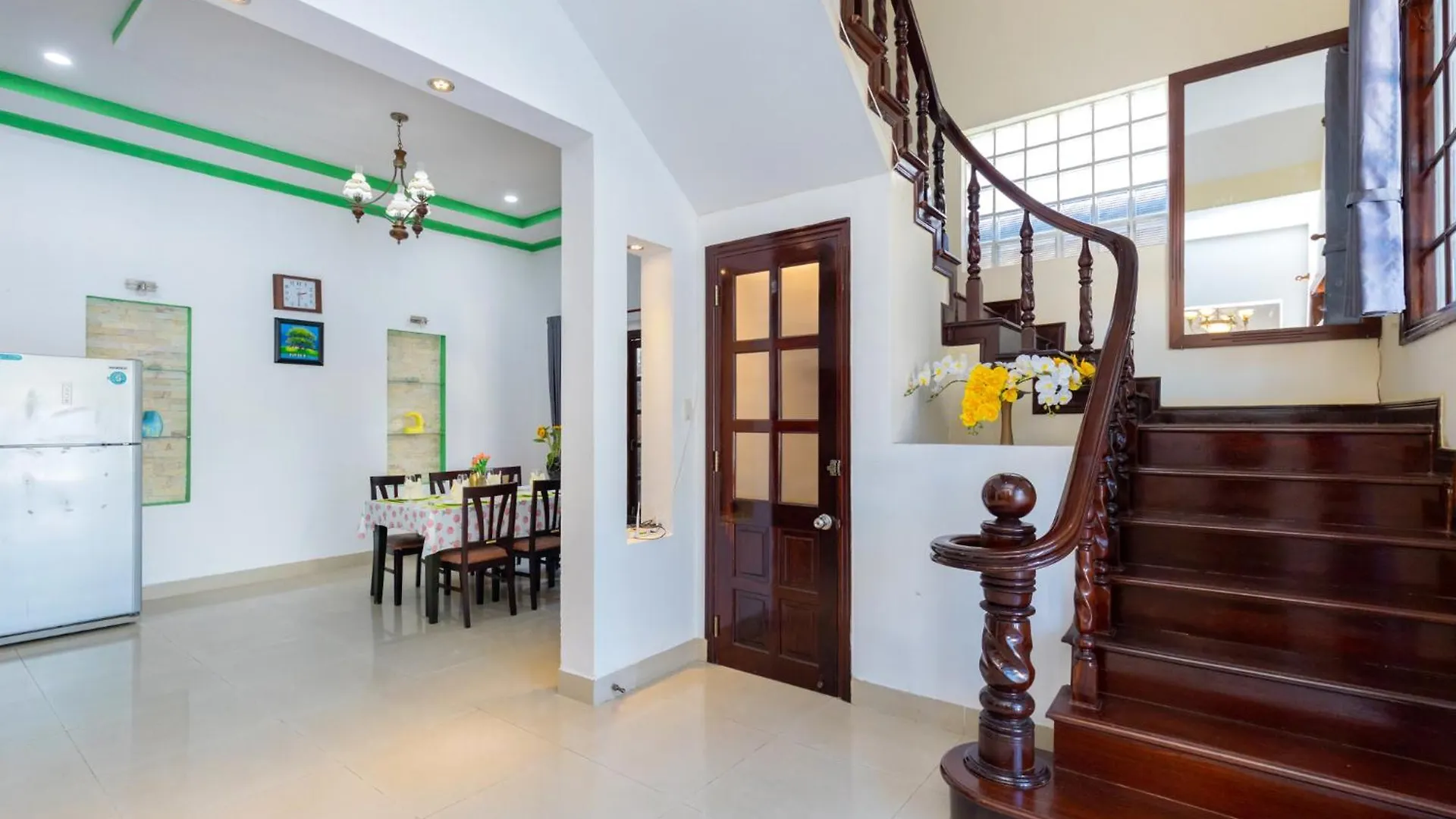 Villa 47 - Gan Bien Bai Sau - Phong Khach Co May Lanh Vung Tau