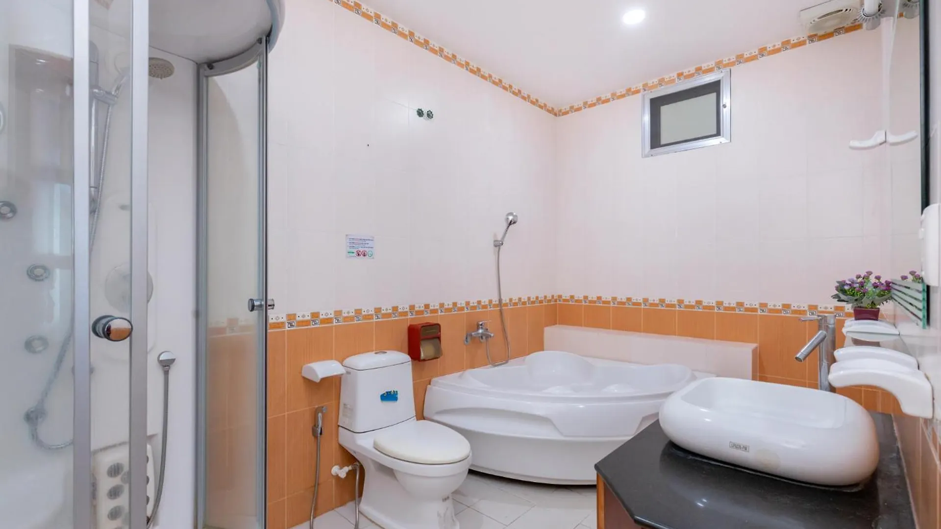 Villa 47 - Gan Bien Bai Sau - Phong Khach Co May Lanh Vung Tau Vietnam
