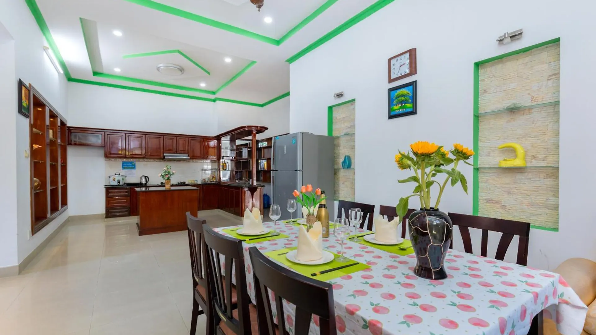 Villa 47 - Gan Bien Bai Sau - Phong Khach Co May Lanh Vung Tau Vietnam